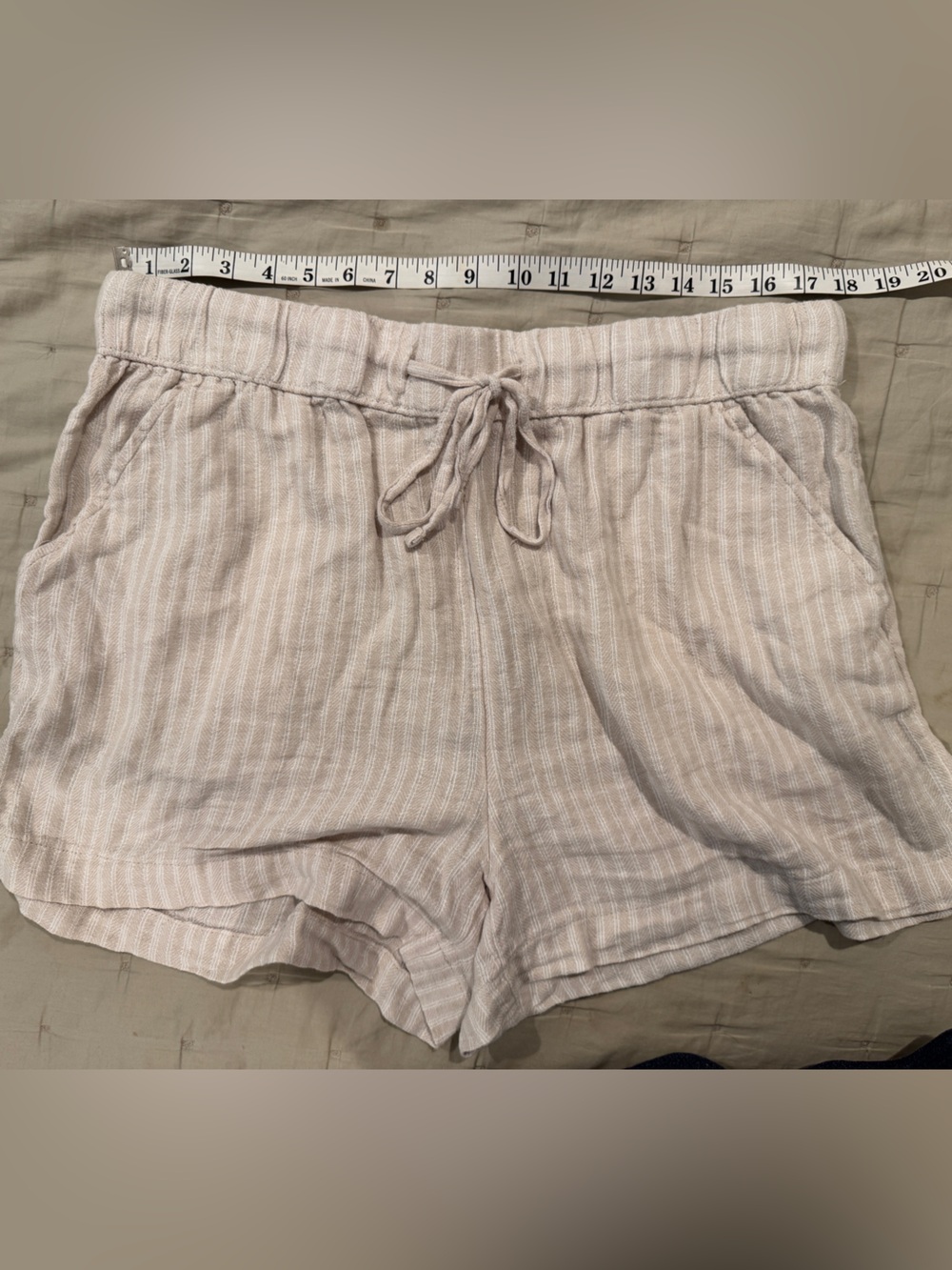 Time and Tru Neutral Beige Drawstring Linen Shorts